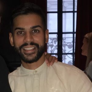 Meet your Posher, Vik